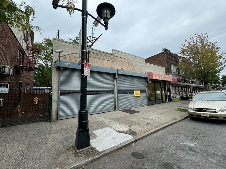 1001-1003 Bergen St, Newark, NJ for lease - Building Photo - Image 2 of 9