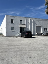 5147 W Clifton St, Tampa, FL for lease Building Photo- Image 1 of 2