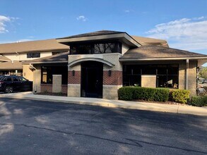 45200 Card Rd, Macomb Township, MI for lease Building Photo- Image 2 of 7