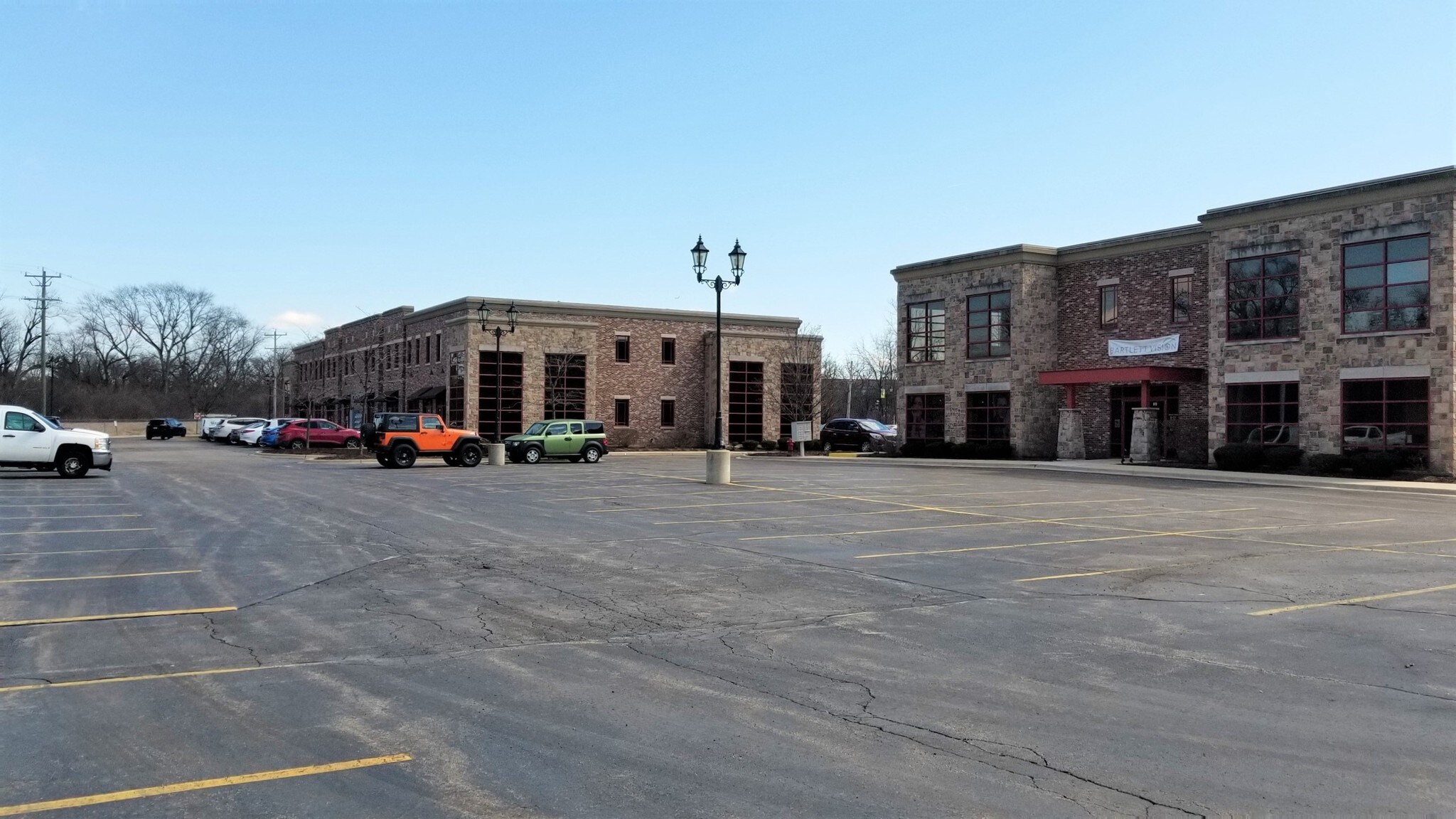 792806 W Bartlett Rd, Bartlett, IL 60103 792 794 W. Bartlett Road