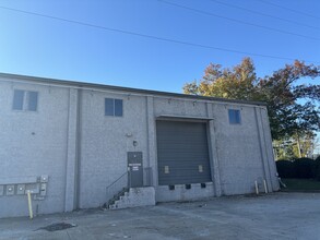 131 W Oxmoor Rd, Birmingham, AL for lease Building Photo- Image 1 of 7