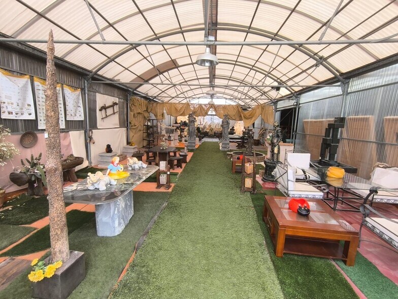 Retail in Algueña for sale - Building Photo - Image 2 of 31