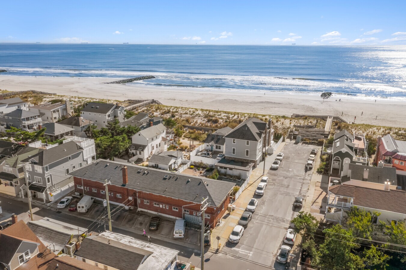 20 Wyoming Ave, Long Beach, NY 11561