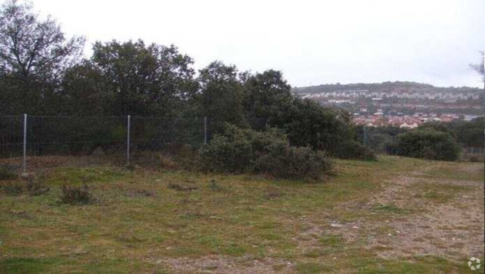 Calle Unidad de Ejecucion 4.10, El Espinar, Segovia for sale - Primary Photo - Image 1 of 1