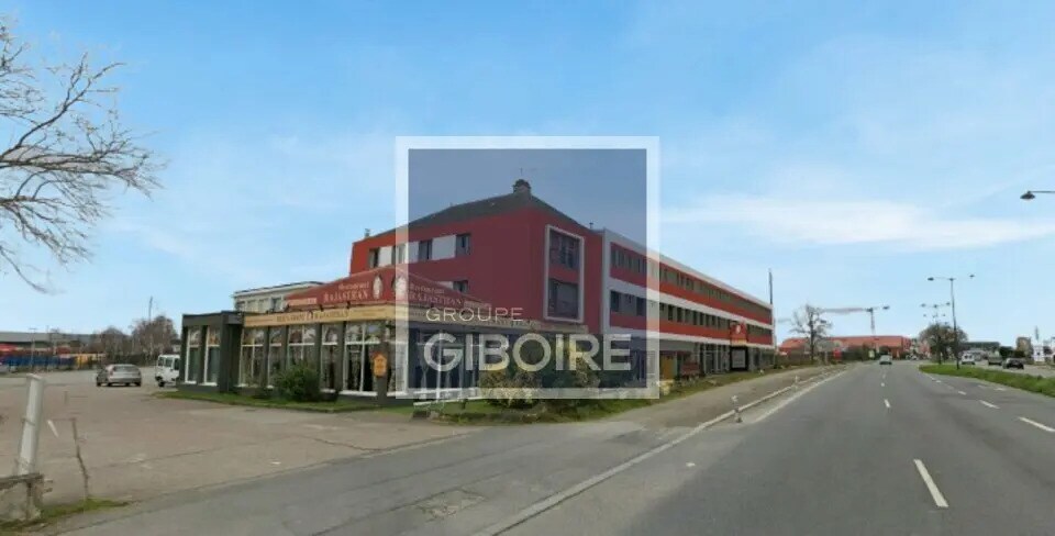 Office in Rennes for lease Building Photo- Image 1 of 4