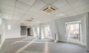 3 rue Moncey, Paris for lease Interior Photo- Image 2 of 5