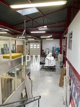 116 Boulevard De La Pomme, Marseille for lease Interior Photo- Image 2 of 6