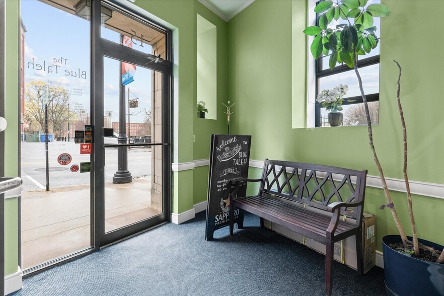 15 Kearney SQ 1st floor Condos portfolio of 2 properties for sale on LoopNet.com - Building Photo - Image 2 of 31