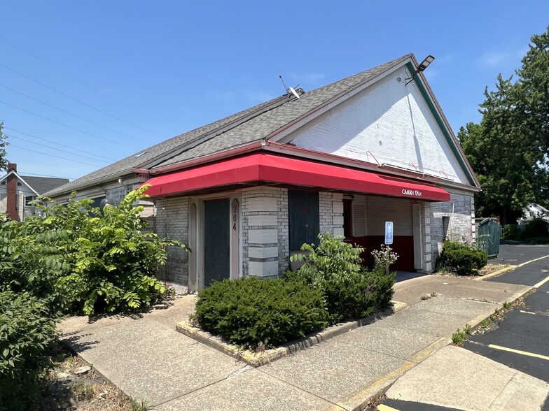 204 E Broad St, Elyria, OH for sale - Building Photo - Image 1 of 1