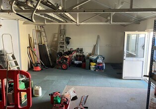 Les Grippios, Guernsey for lease Interior Photo- Image 2 of 3