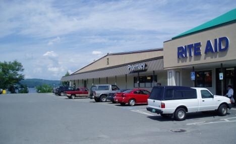 59 Waterfront Plz, Newport, VT for sale - Primary Photo - Image 1 of 1