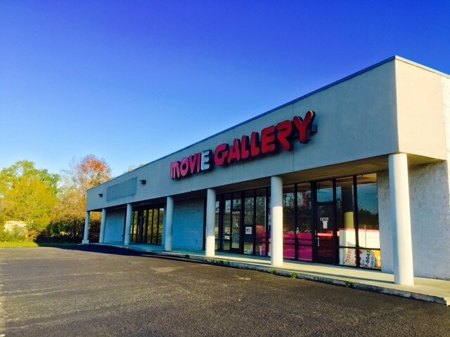 301-305 E Main St, Andrews, SC for sale - Building Photo - Image 1 of 1