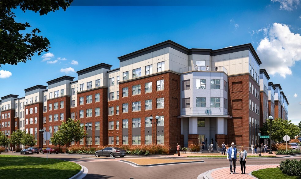 104 E 7th St, Coralville, IA for lease - Building Photo - Image 2 of 43