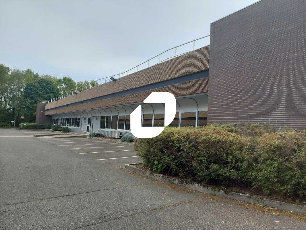 4 Rue Edouard Branly, Trappes for lease Building Photo- Image 1 of 13