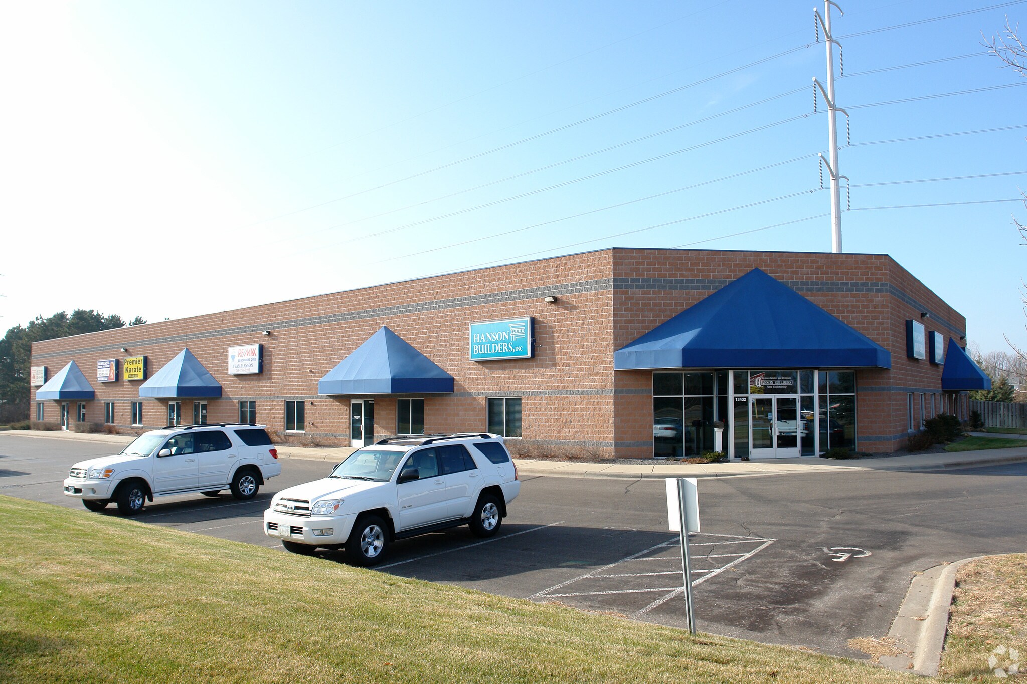 13416-13432 Hanson Blvd, Andover, MN for sale Primary Photo- Image 1 of 1