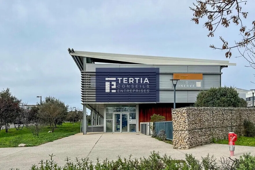 Flex in Castries for lease - Building Photo - Image 1 of 7