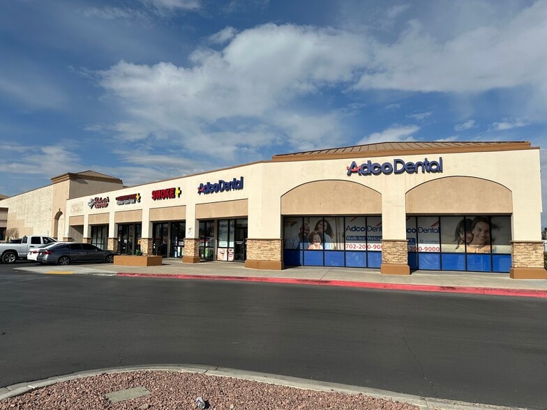4600-4610 E Sunset Rd, Henderson, NV for lease - Building Photo - Image 1 of 11