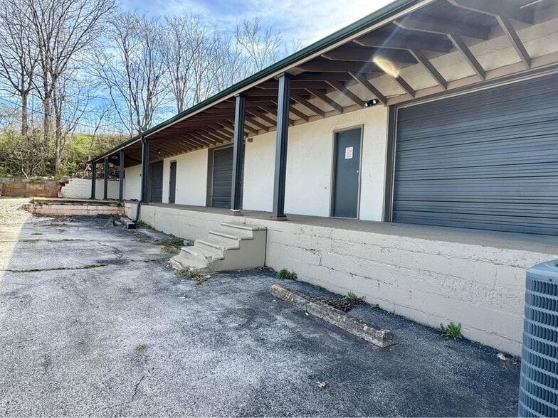602 Veterans Dr, Florence, AL for sale - Building Photo - Image 2 of 10