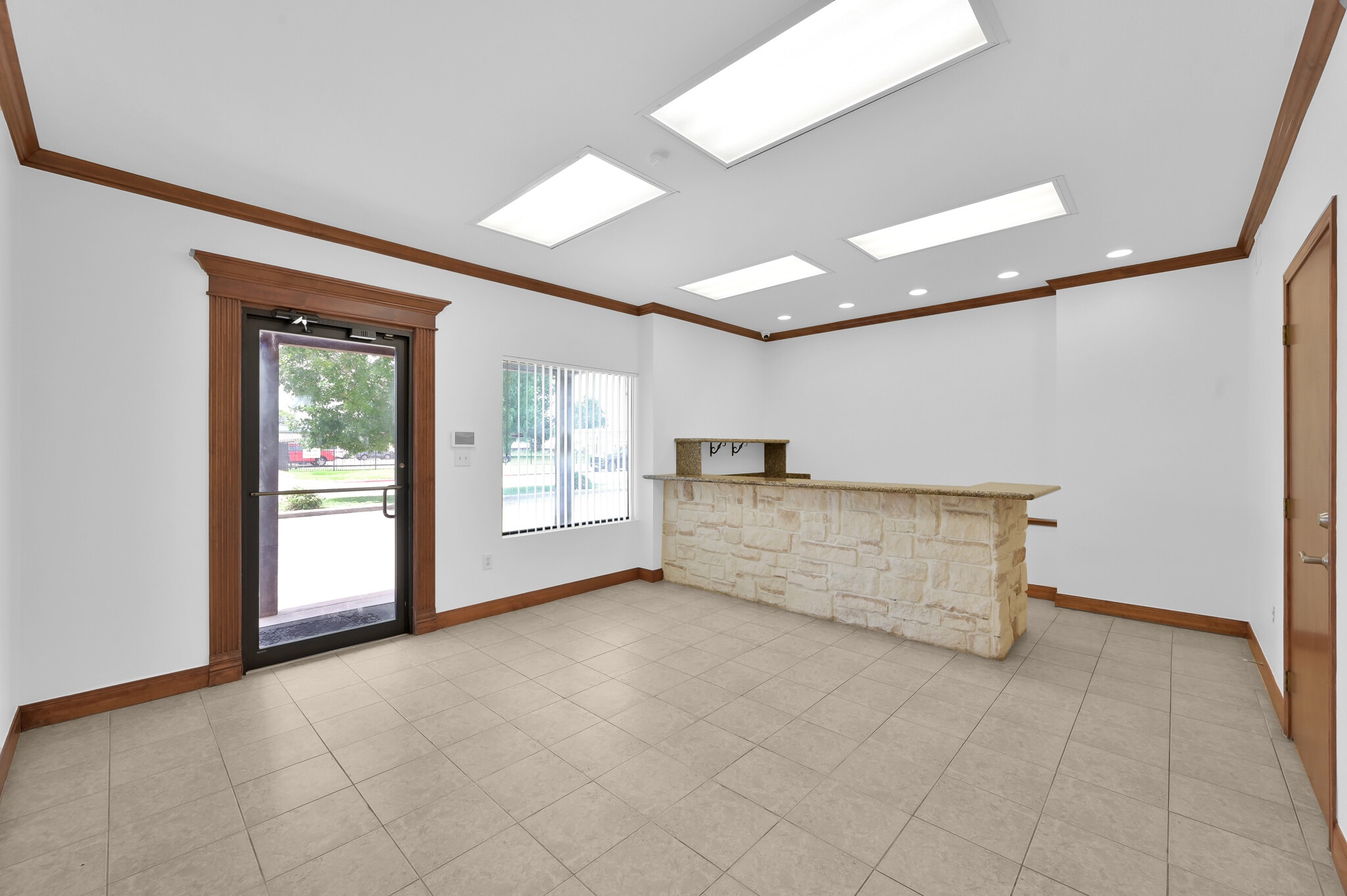 11322 Neeshaw Dr, Houston, TX for lease Interior Photo- Image 1 of 18