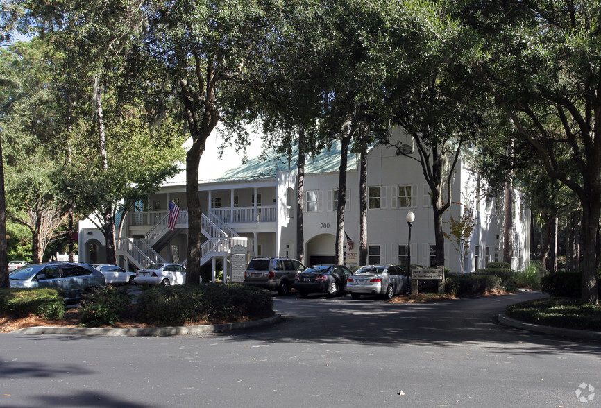 200 Main St, Hilton Head, SC for lease - Building Photo - Image 2 of 3