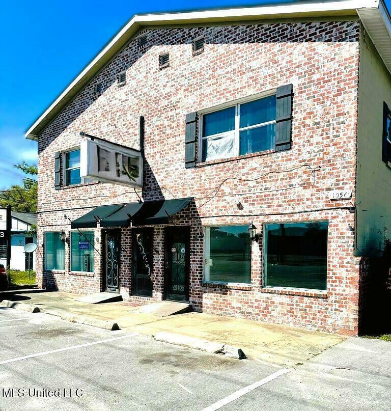 1956 E Pass Rd, Gulfport, MS for sale Building Photo- Image 1 of 1