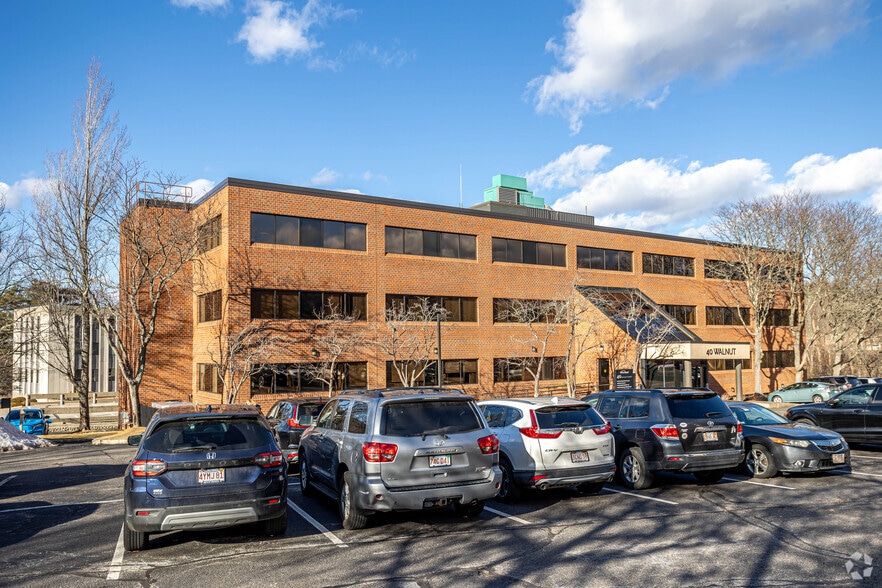 40 Walnut St, Wellesley, MA for lease - Building Photo - Image 2 of 5