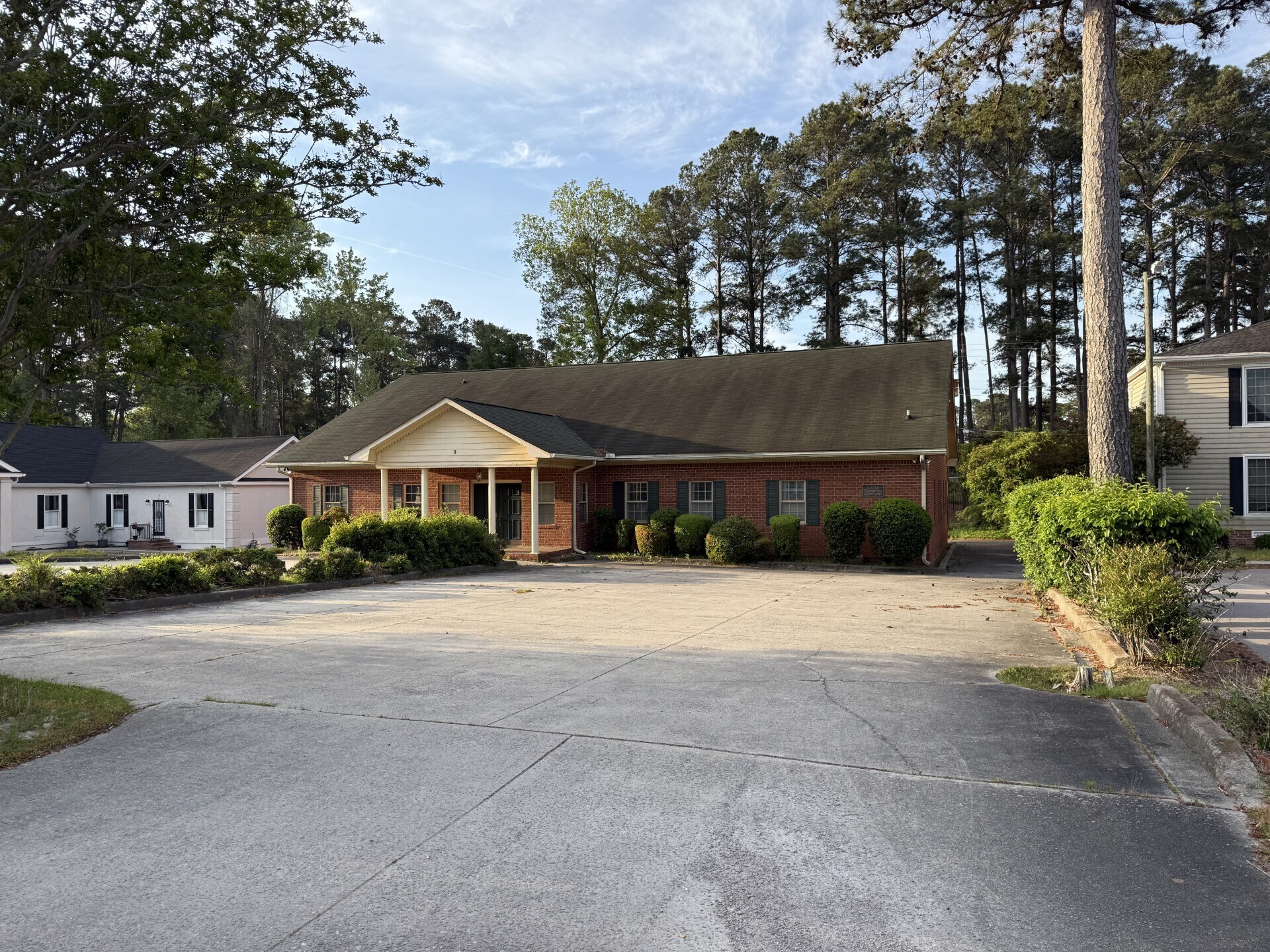 9 Calendar Ct, Columbia, SC for lease Building Photo- Image 1 of 9