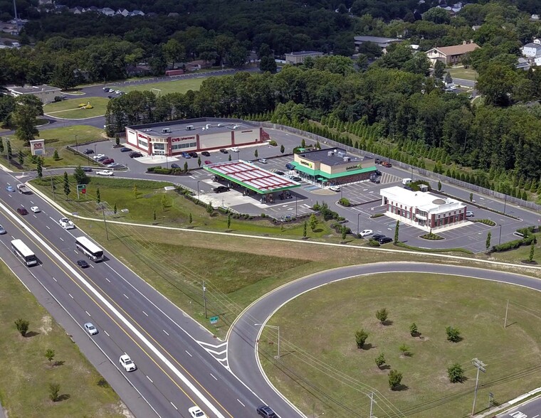 4251-4255 US-9, Howell, NJ for sale - Primary Photo - Image 1 of 1