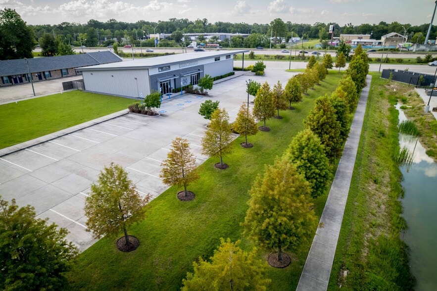 12110 S Harrells Ferry Rd, Baton Rouge, LA for sale - Building Photo - Image 3 of 22