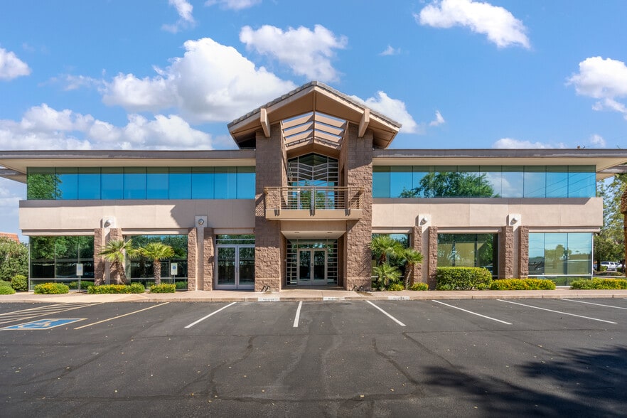 8399 E Indian School Rd, Scottsdale, AZ for lease - Building Photo - Image 3 of 7