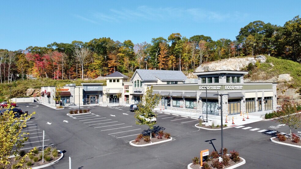 6540 Main St, Trumbull, CT 06611 Long Hill Market