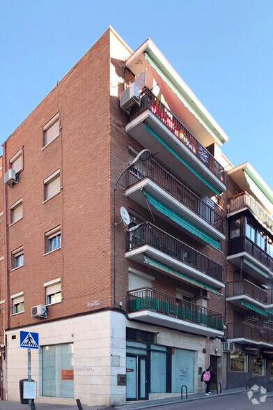 Calle de Villaamil, 72, 28039 Madrid Multifamily for Sale | LoopNet