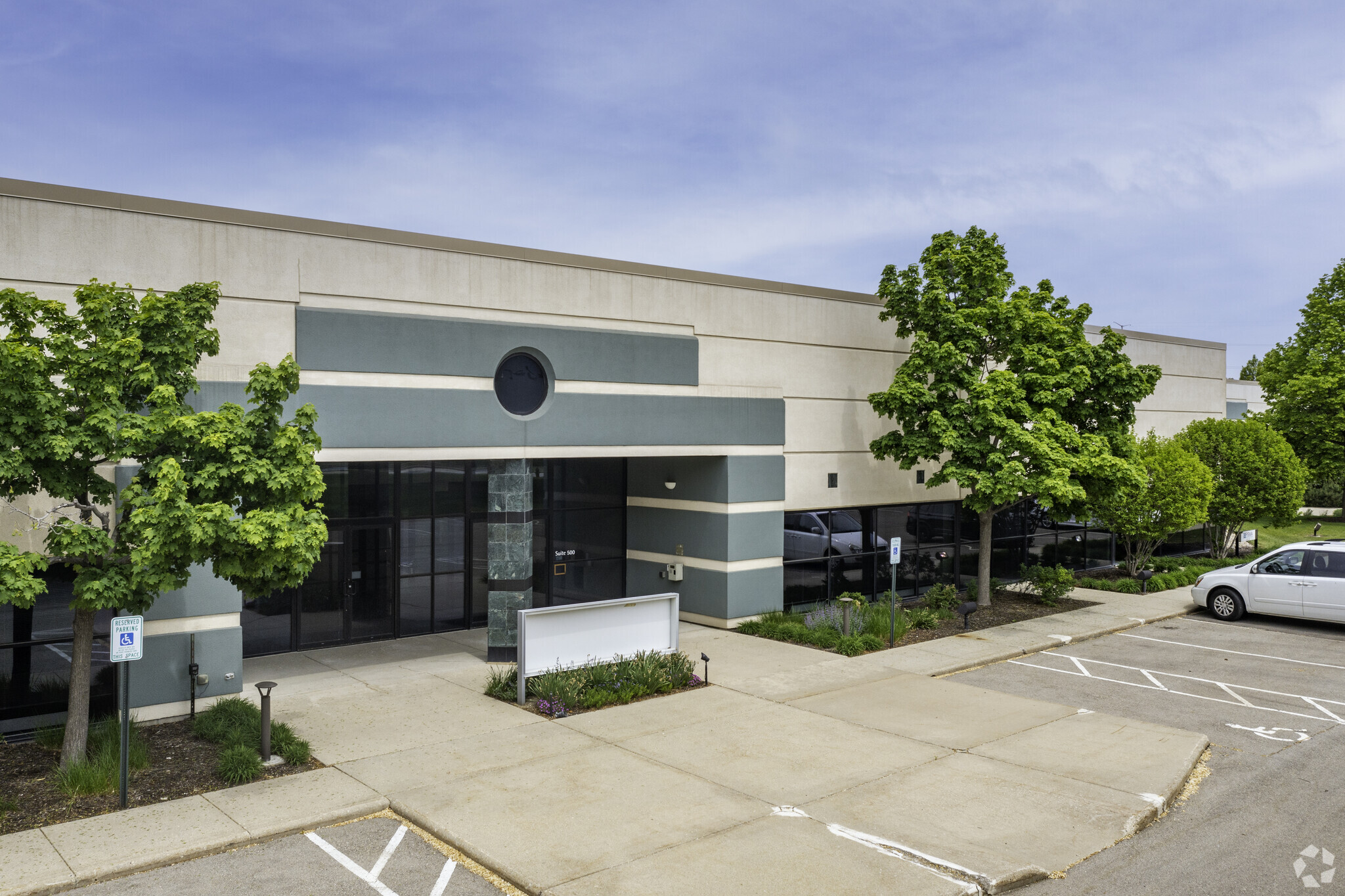 8400 Lakeview Pky, Pleasant Prairie, WI for lease Building Photo- Image 1 of 9