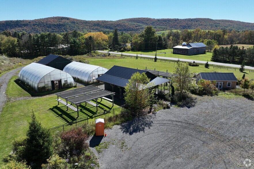 110 Lawyersville Rd, Cobleskill, NY for sale - Primary Photo - Image 1 of 1