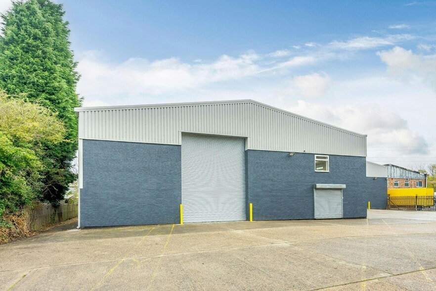 Bedworth Rd, Coventry for lease - Building Photo - Image 3 of 9