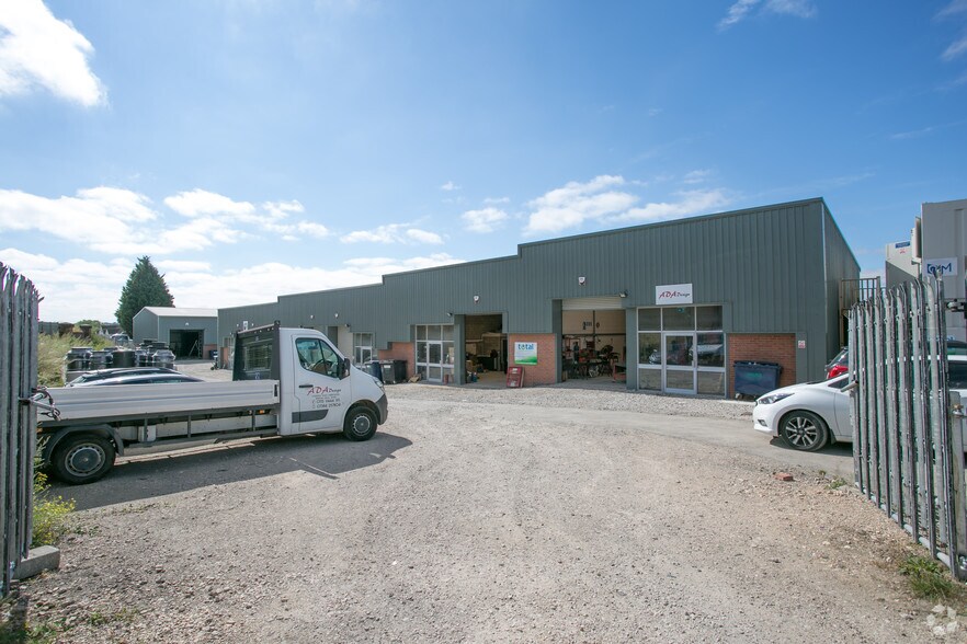 Units 17 Hallam Fields Rd, Ilkeston, DE7 4AZ