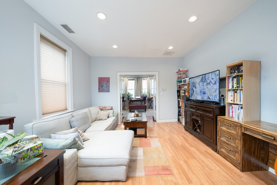 26 Orange Rd, Montclair, NJ for sale - Building Photo - Image 2 of 39