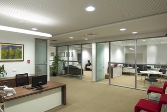 80 Scrubs Ln, London for lease Interior Photo- Image 2 of 7