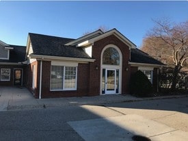 4345 Meigs Ave, Waterford MI - Convenience Store