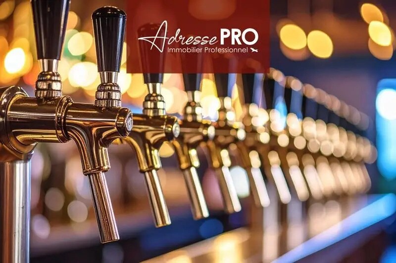 Retail in La Teste-de-Buch for sale - Building Photo - Image 3 of 5