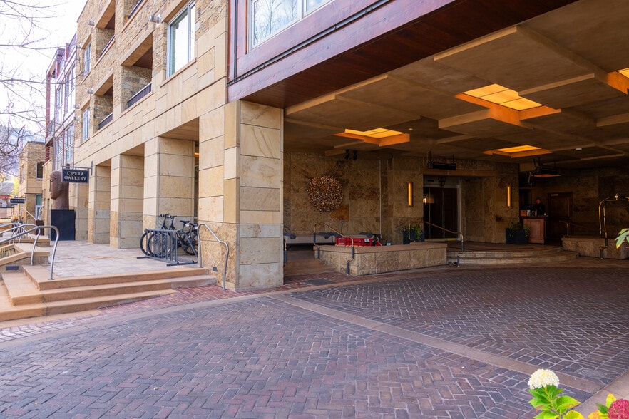 501 E Dean St, Aspen, CO for lease - Building Photo - Image 3 of 6