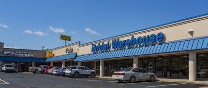 900 Conference Dr, Goodlettsville, TN for lease Building Photo- Image 2 of 8