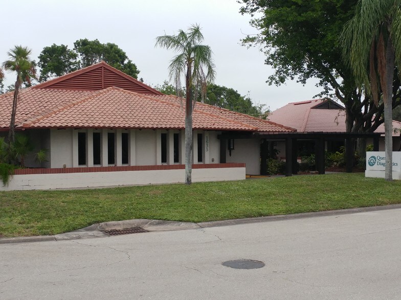 1635 Medical Ln, Fort Myers, FL for sale - Building Photo - Image 1 of 1
