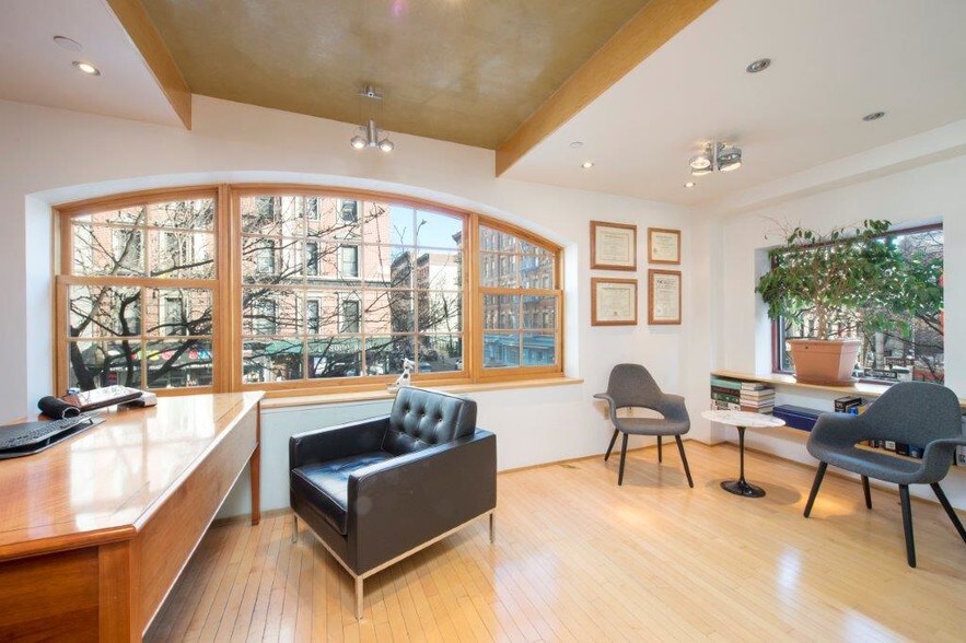 202 Spring St, New York, NY for sale - Interior Photo - Image 1 of 1
