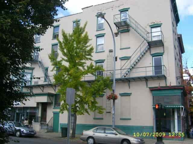 455-471 Fulton St, Troy, NY for lease - Building Photo - Image 2 of 3