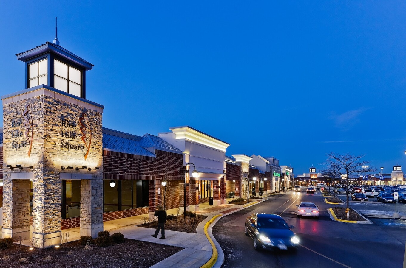 101295 Rice Lake Sq, Wheaton, IL 60189 Retail Space for Lease