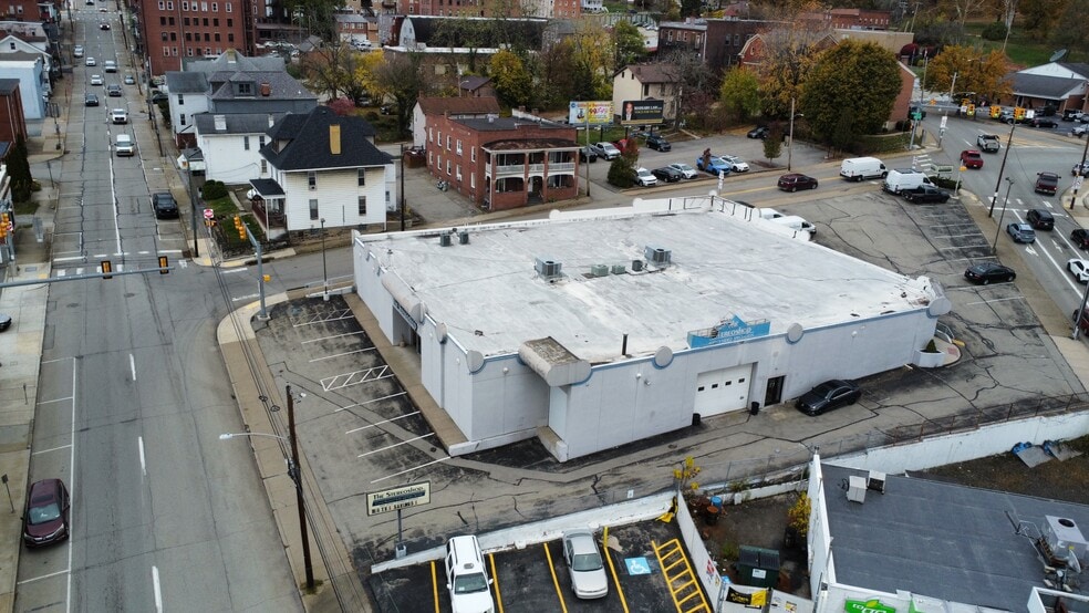 201 E Pittsburgh St, Greensburg, PA for sale - Building Photo - Image 3 of 17