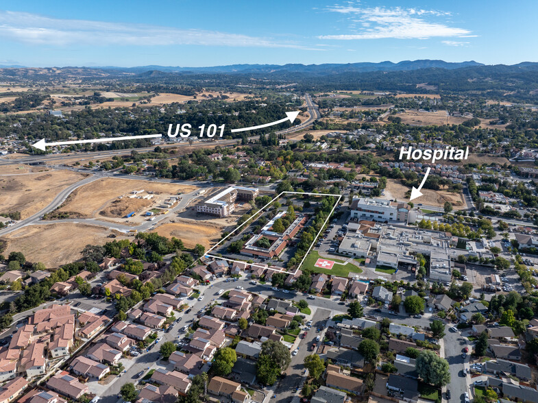 1050 Las Tablas Rd, Templeton, CA for sale - Aerial - Image 1 of 1