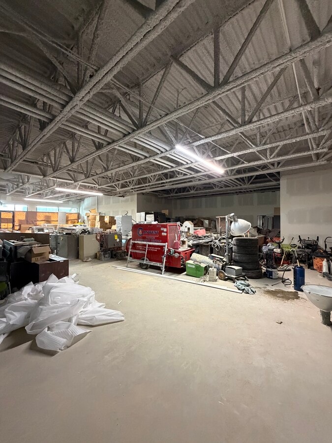 5300 Admiral Girouard St NW, Edmonton, AB - Unit 5366 - - Interior Photo - Image 1 of 5