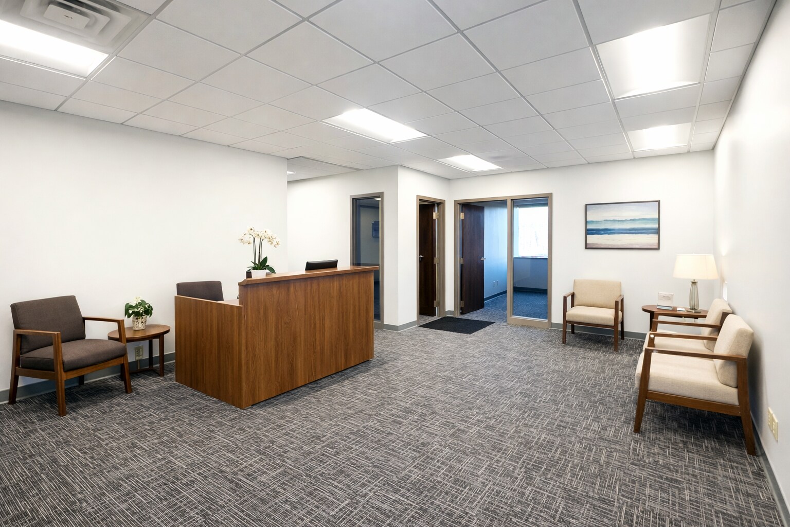 642 Brakke Dr, Hudson, WI for lease Interior Photo- Image 1 of 8
